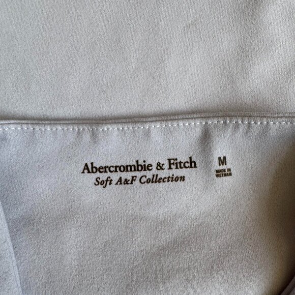 Abercrombie & Fitch Soft A&F Collection White cropped corset like top. Size M - Picture 4 of 5